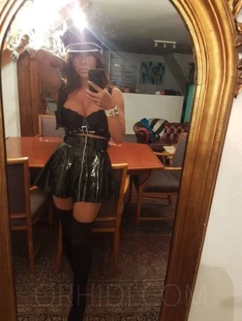 GABRIELA RIOS - 3FACH GEIMPFT! — 4 / 10