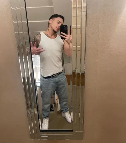 Transboy Stefan — 3 / 12