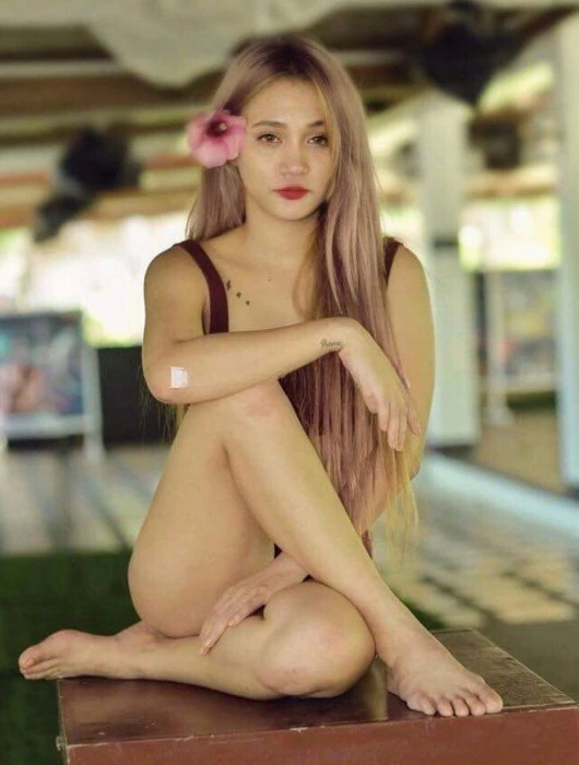 Nathalia, Escort, Calamba