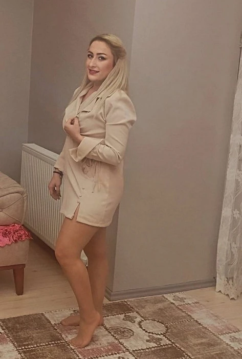 Simge, Escort, Istanbul