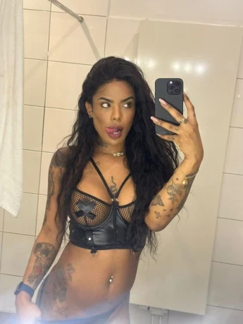 TS Rebecca — 5 / 15