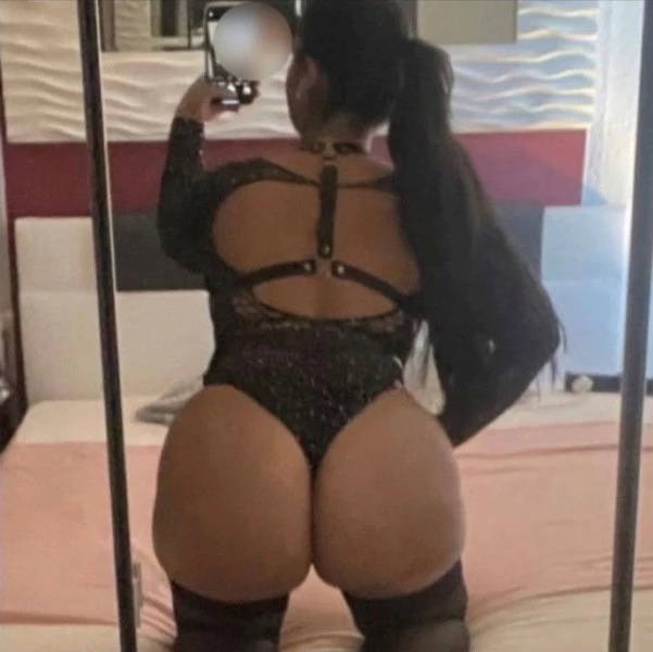 Deutsche Sophie mit XxL-Booty, Escort, Bergisch Gladbach