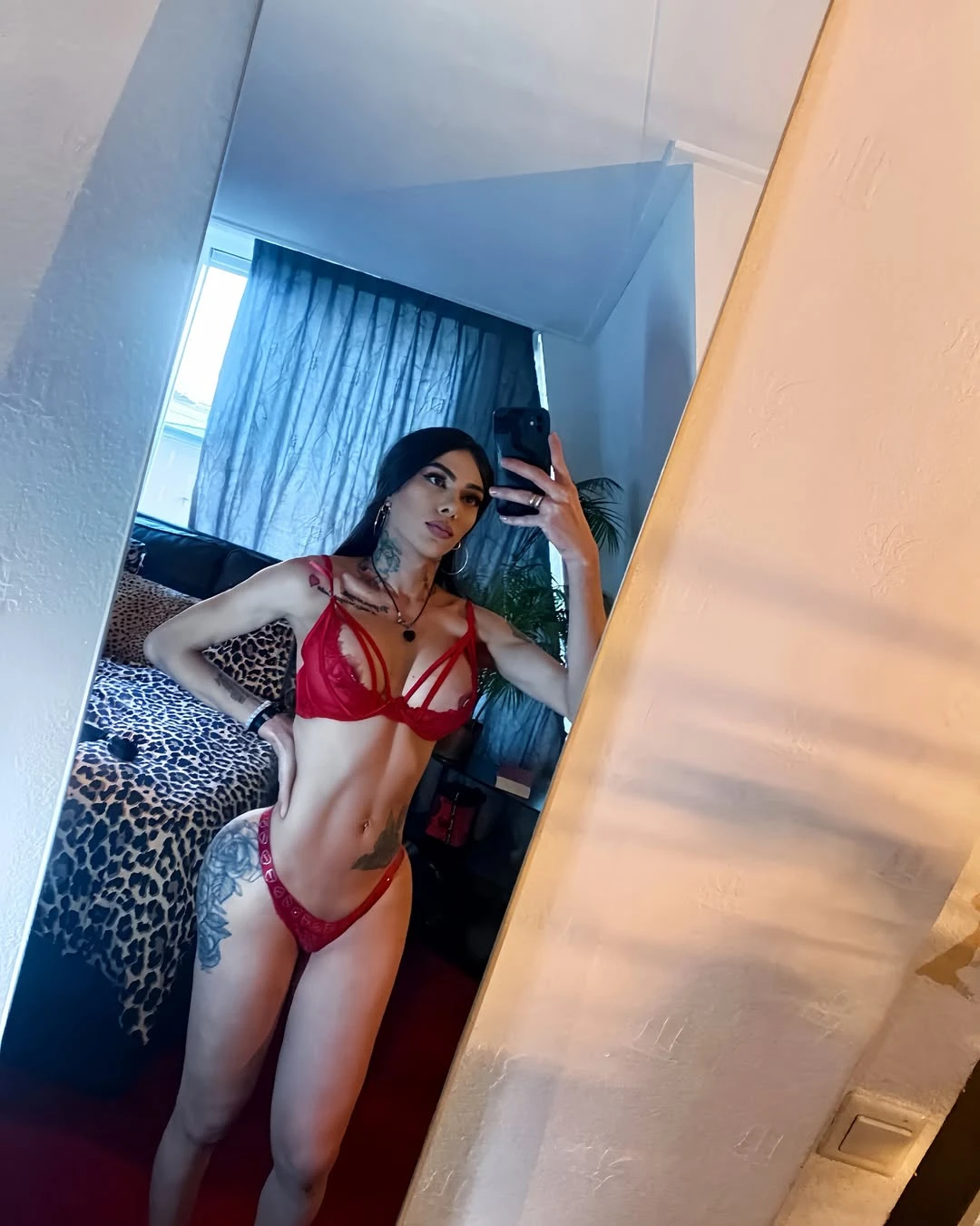 Sofiats — 4 / 8