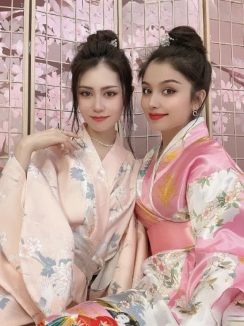 Model Judy — 10 / 13