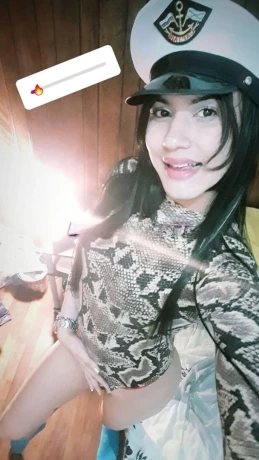 Shayk clhoe — 3 / 6