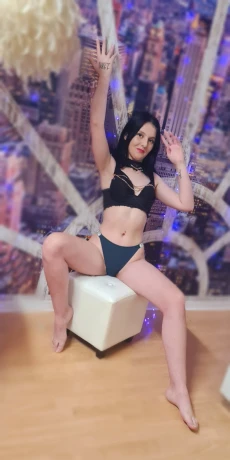 Topmodel Karin18 — 4 / 6