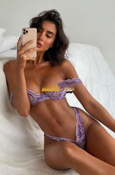 Carolina, Escort, Beverwijk