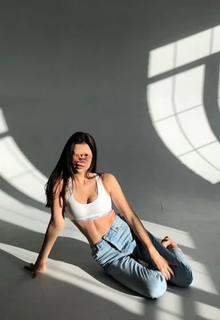 Jema — 2 / 5