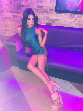 Amalia Stephania — 10 / 12