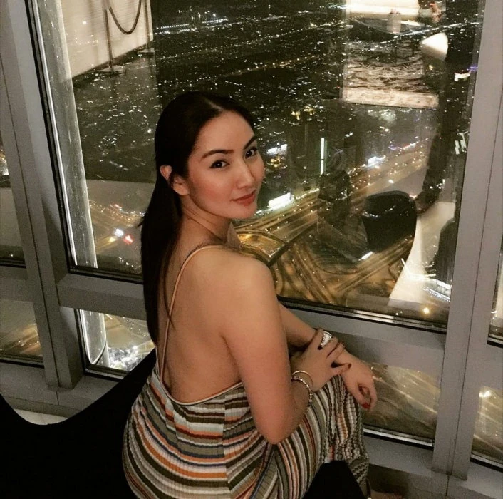 Pauleen, Escort, Dubai