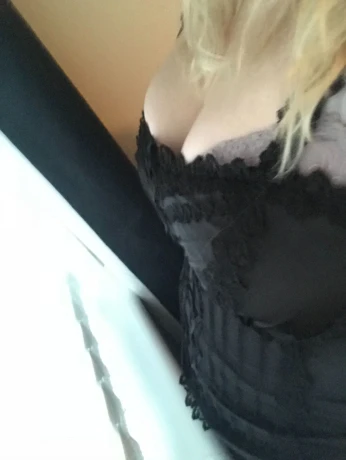 BBW_EssexSlutSam — 4 / 5