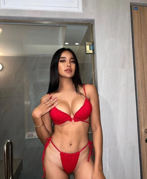 Demmy, Escort, Singapore
