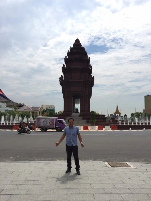 Tu Lee, Escort, Pham Ngu Lao Ward