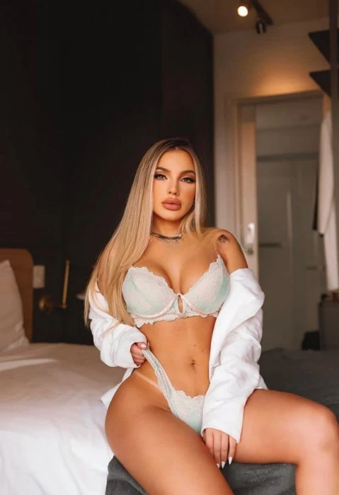 Zoya — 4 / 6