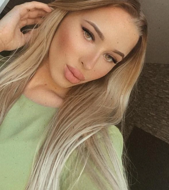 Linda — 2 / 3