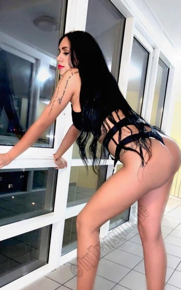 Nefectari Trans, Escort, Berlin