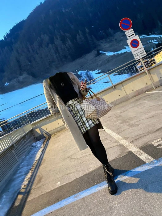 Jessy — 12 / 13