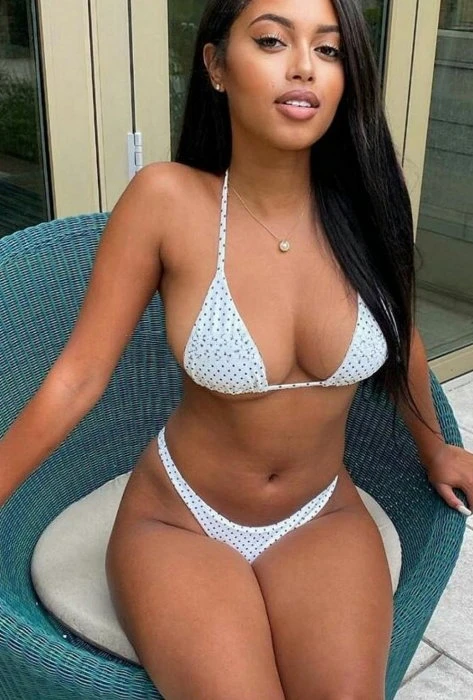 Charlene — 2 / 3
