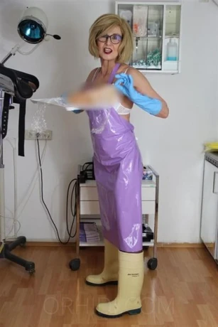 LADY JOHANNA HORN/ SYRKAY - DOMINANZ/KLINIK — 1 / 3