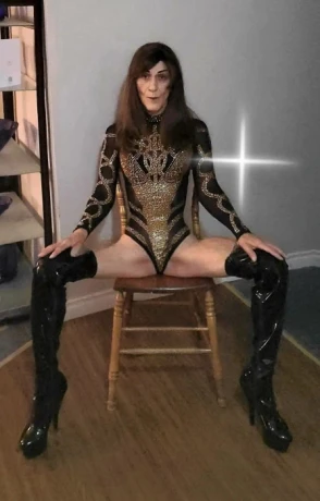 Selena Diamond — 2 / 11