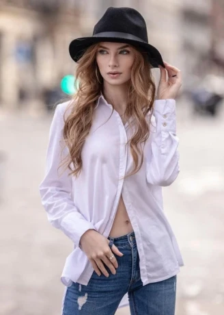 Sina — 2 / 4