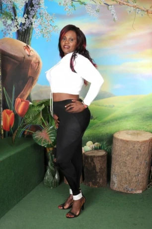 Sara Blessings — 2 / 5