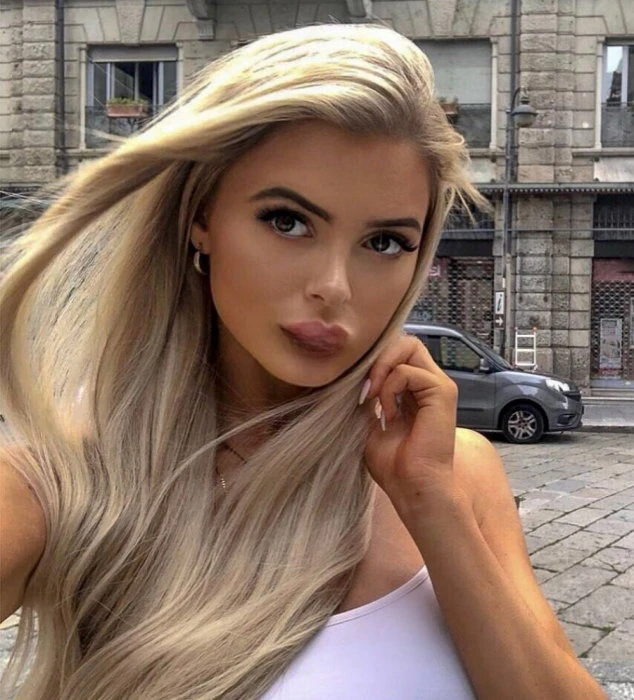 Andie — 5 / 6