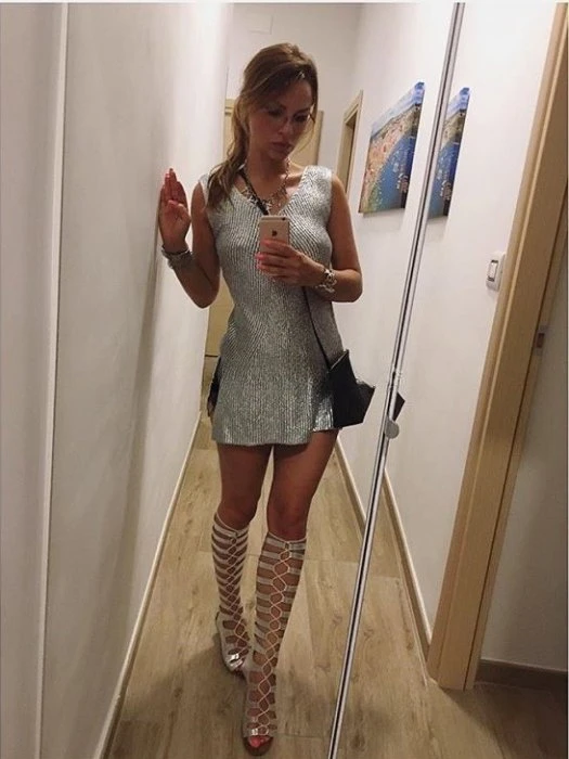 Kelly — 8 / 12
