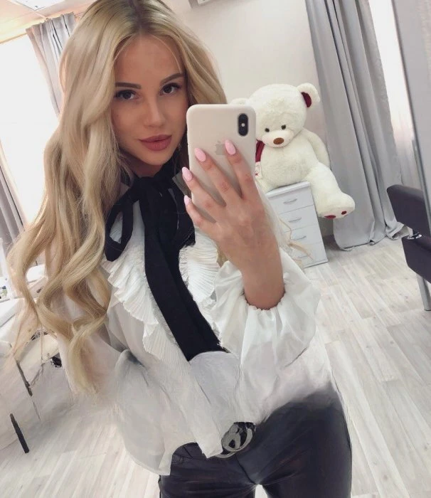 Lera, Escort, Istanbul
