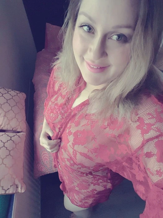 Debbie — 3 / 9