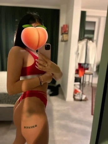 Rosa Im Eroscenter Regensburg — 2 / 4