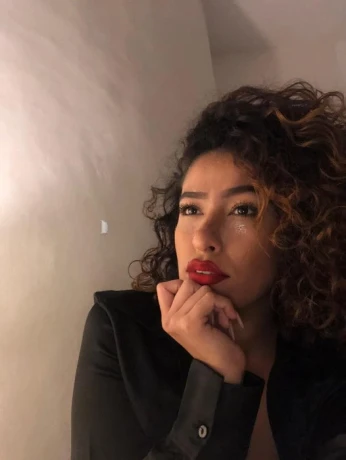 Vicky Bombom — 5 / 6