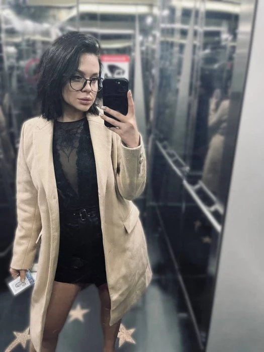 Lena, Escort, Trieste