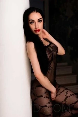 Lady Anna im Casa Bella 4 — 4 / 14