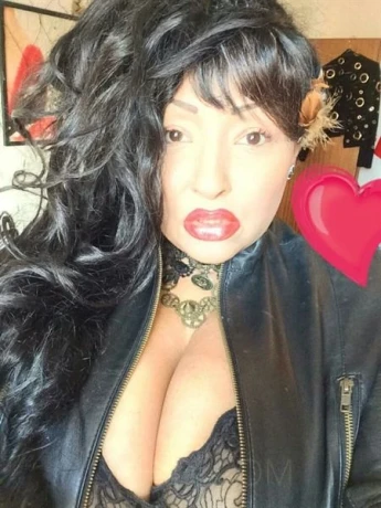 Bizarrlady - Nur Videochat, Telefonsex & Videoclipverkauf — 20 / 23