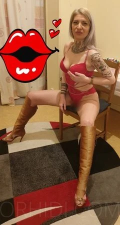 SARA, Escort, Hanerau-Hademarschen