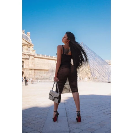 Beatricy Velmont — 10 / 12