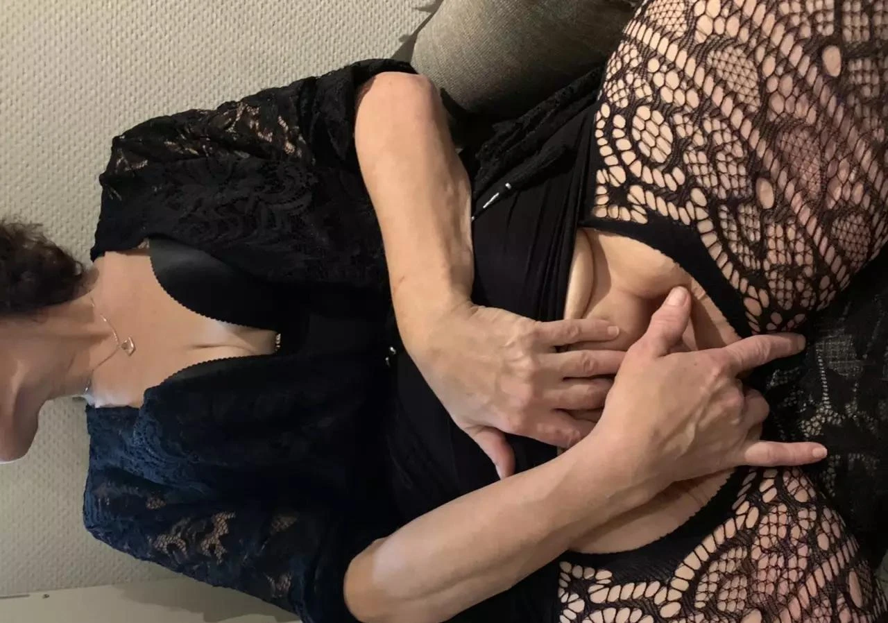 Bare Creampie Gangbang Cum Dump Vrijdag 25 Augustus — 3 / 4