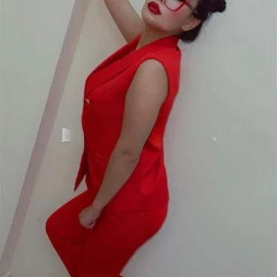 Madine, Escort, Al Ain