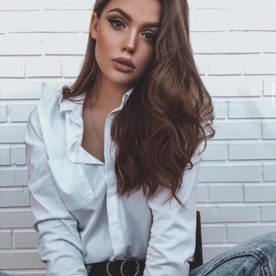 Oksana, Escort, Paris