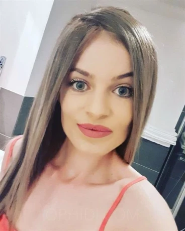 NEU Giulia — 2 / 3