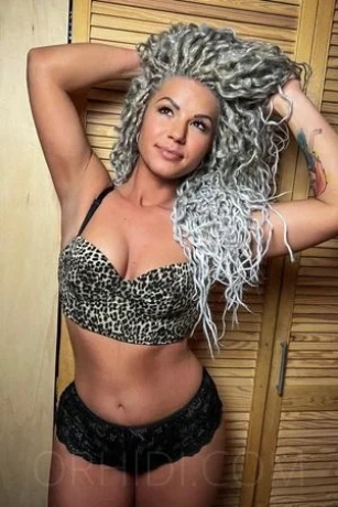 TIFFANY - Haus Berger — 6 / 11