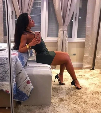 Erika Backster — 11 / 15