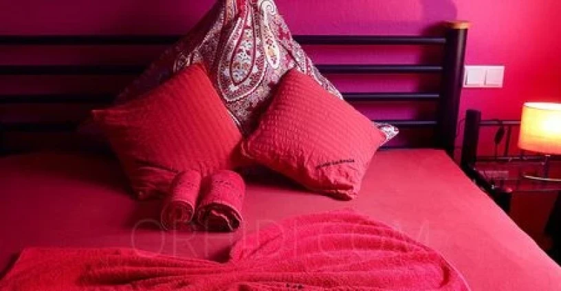 LUSTRA DAS ERLEBNISHOTEL! — 2 / 12