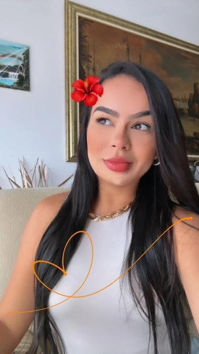 Karol — 2 / 8