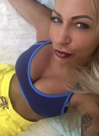 Pornostar Julie Hunter Aus Deutschland — 2 / 5