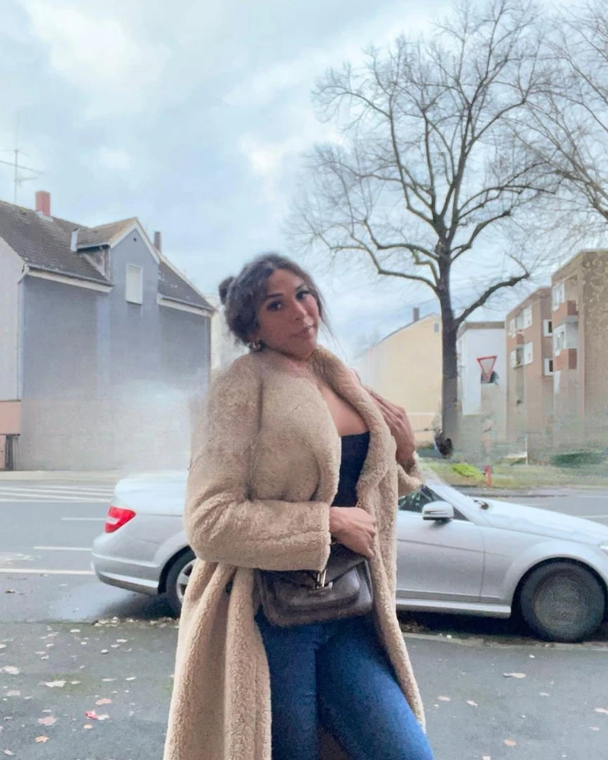 MACARENA — 2 / 12