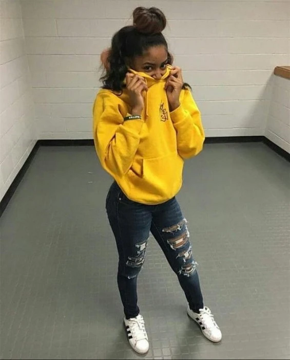 Trisha, Escort, Amman