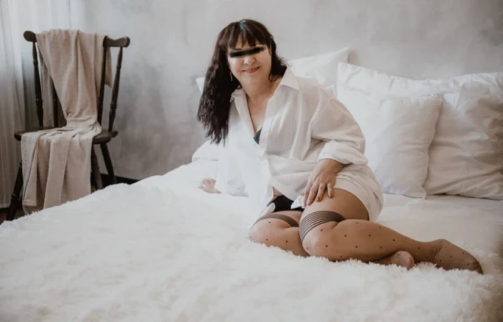 Claudia — 3 / 5