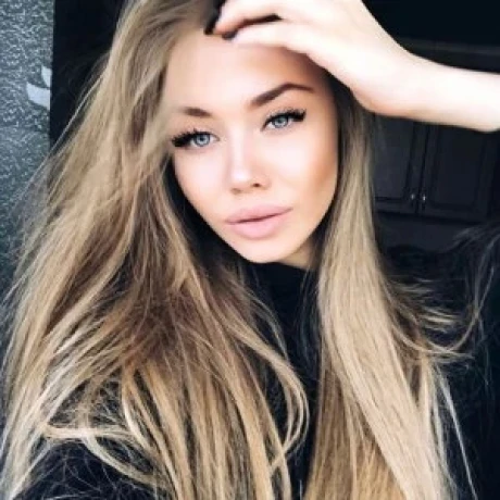 Louise — 1 / 4